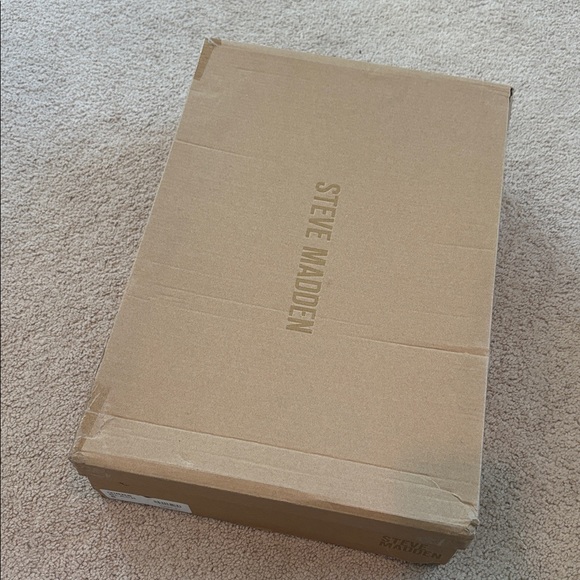 Steve Madden Black Gibbs Over-the-Knee Platform Boots - Picture 9 of 9